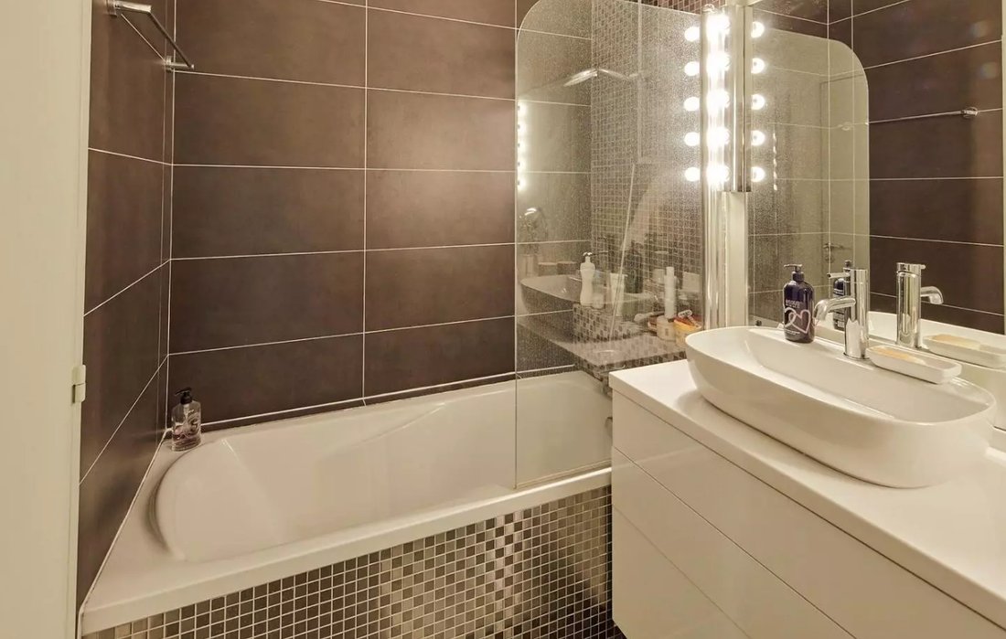 Apartment in Bois de Boulogne, Paris 16e Arrondissement, Paris 5 - 17756225