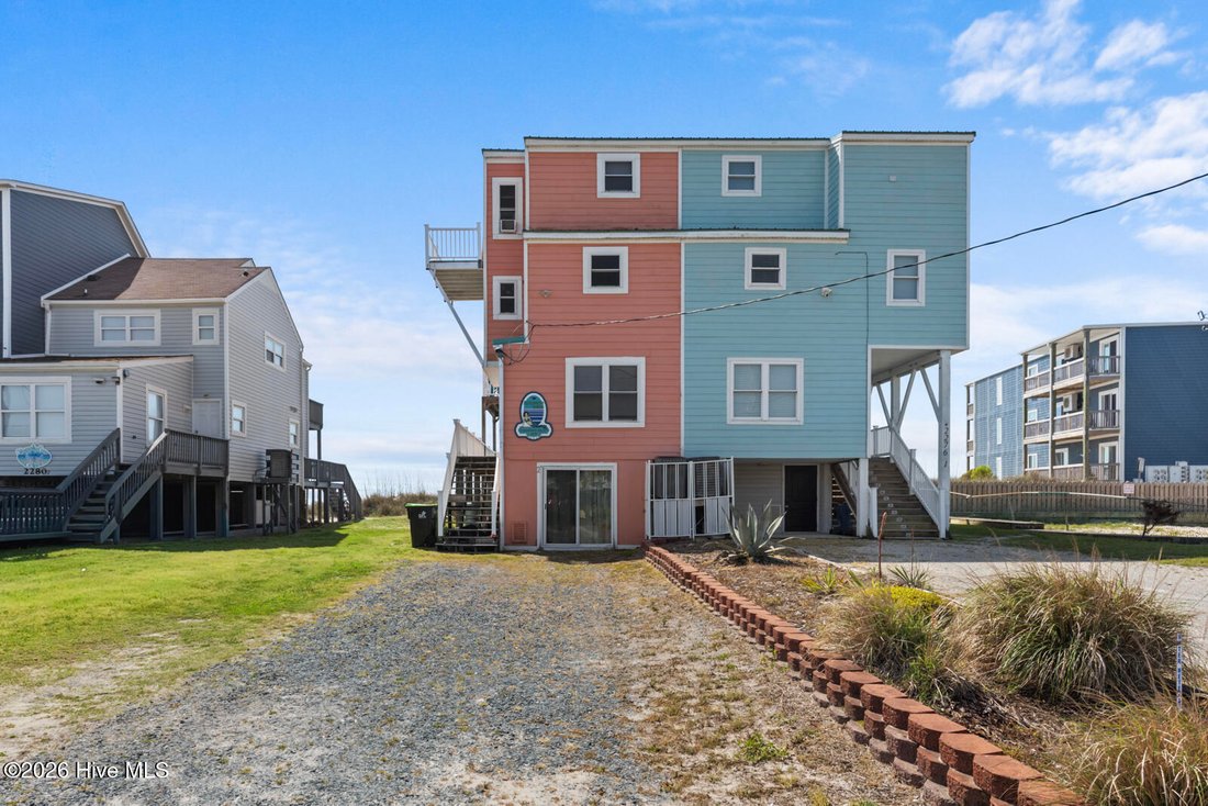 Townhouse in North Topsail Beach, North Carolina, United States 1 - 17759257