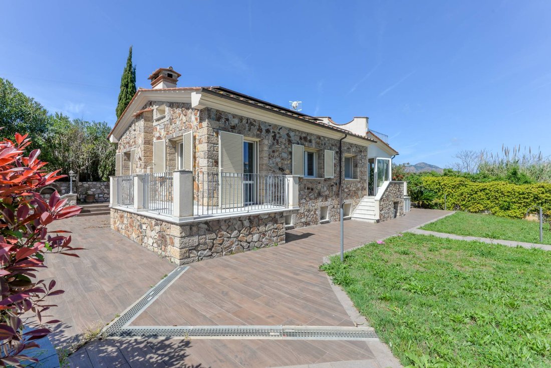 Villa in Capoliveri, Tuscany, Italy 3 - 17761097