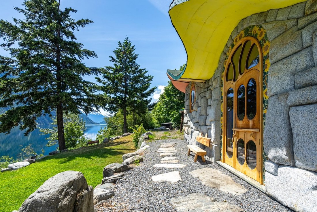 House in Seton Portage, British Columbia, Canada 5 - 17760098