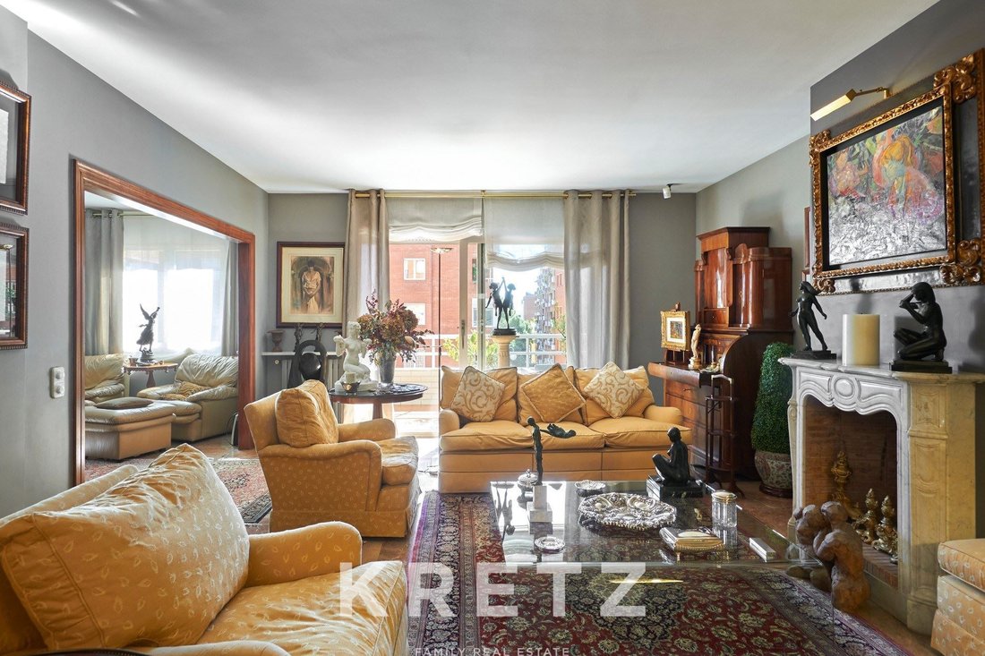 Apartment in Sarrià-Sant Gervasi, Barcelona, Spain 2 - 17760422