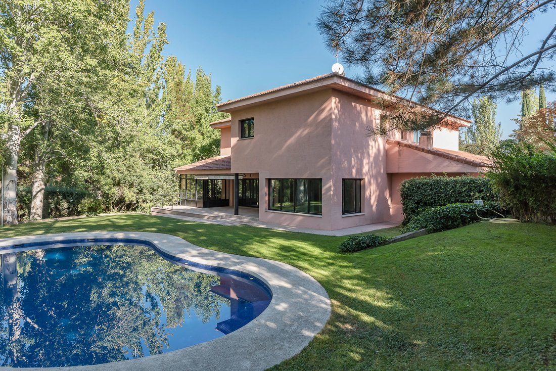 House in Somosaguas, Pozuelo de Alarcon, Comunidad de Madrid 2 - 17760290