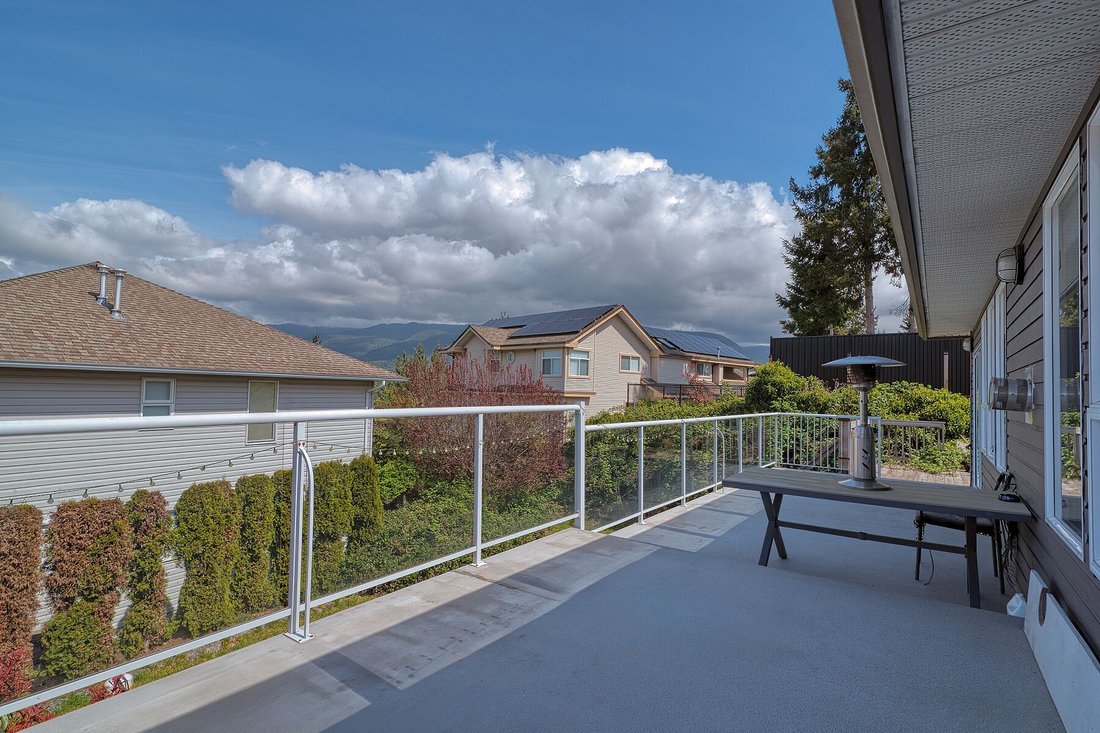 House in Sechelt, British Columbia, Canada 3 - 17757699