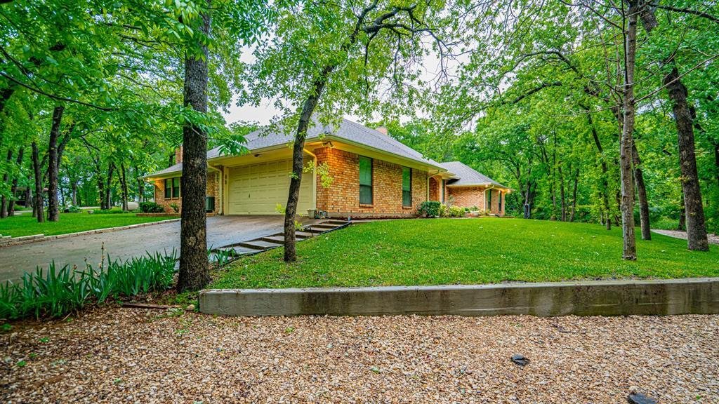 House in Granbury, Texas, United States 1 - 17759488