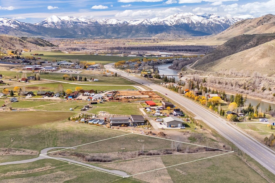 Land in Jackson, Wyoming, United States 3 - 17759976
