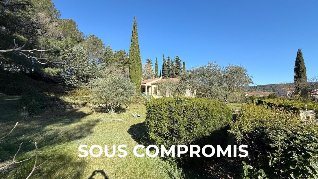 Villa in Granettes-Jauberte-Sainte Anne, Aix-en-Provence, France 1 - 17730261
