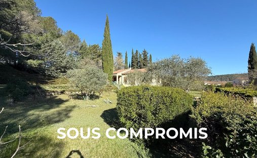 Villa in Granettes-Jauberte-Sainte Anne, Aix-en-Provence, France 1