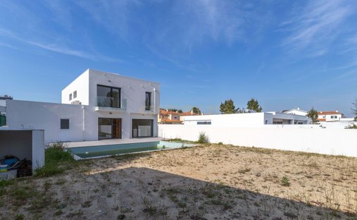 Villa in Azeitao (Sao Lourenco e Sao Simao), Setubal, Portugal 1