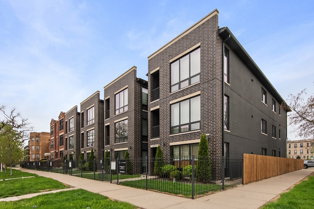 Chicago, Illinois, United States 2 - 17759331