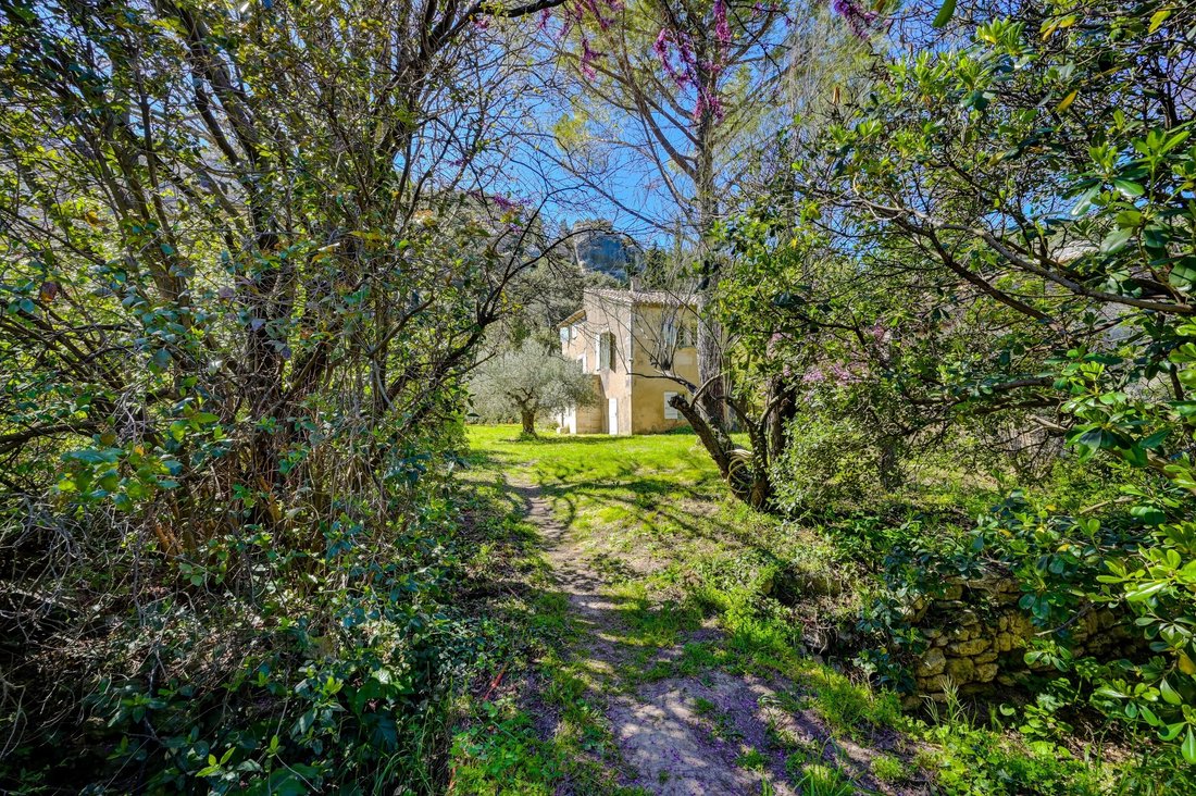 House in Saint-Rémy-de-Provence, Provence-Alpes-Côte d'Azur, France 2 - 17760002