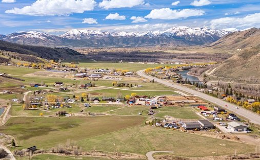 Land in Jackson, Wyoming, United States 1