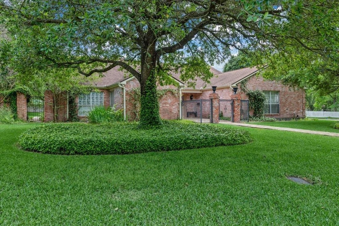 House in Navasota, Texas, United States 1 - 17759799