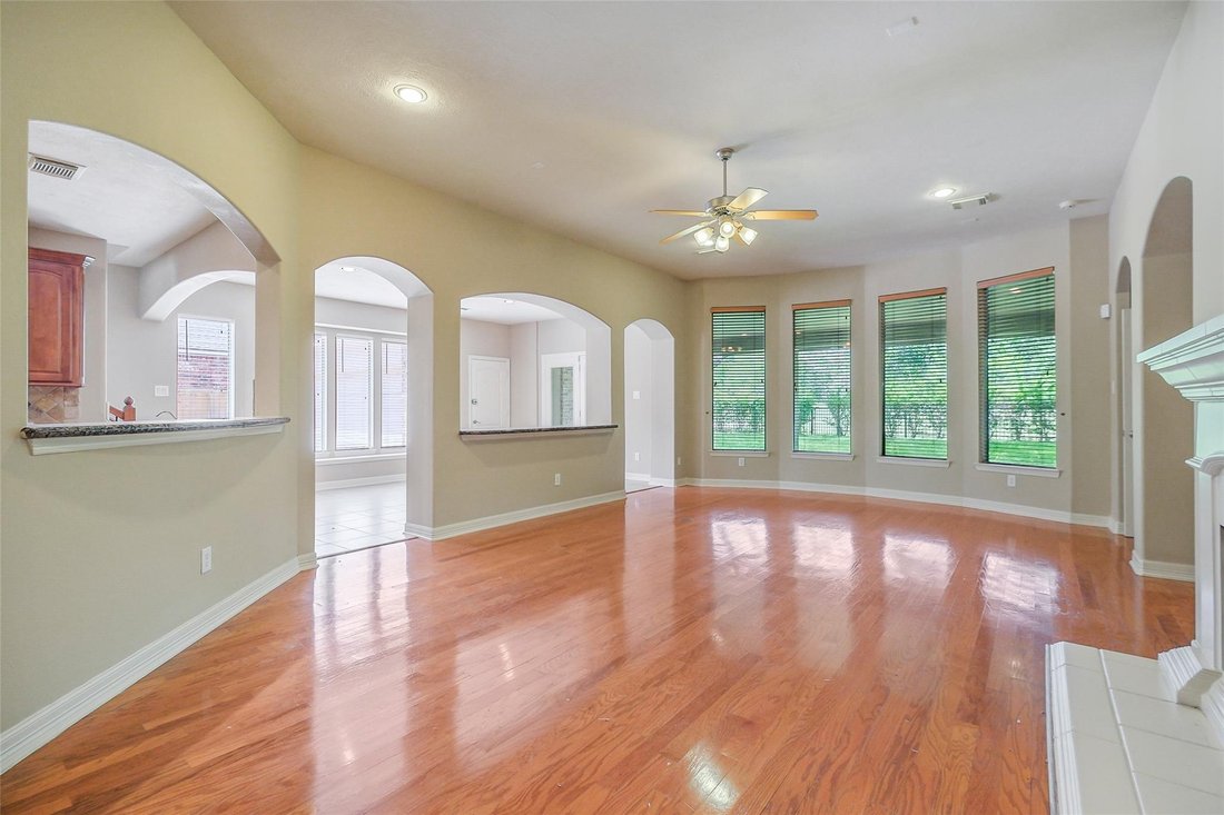 House in Missouri City, Texas, United States 5 - 17759886