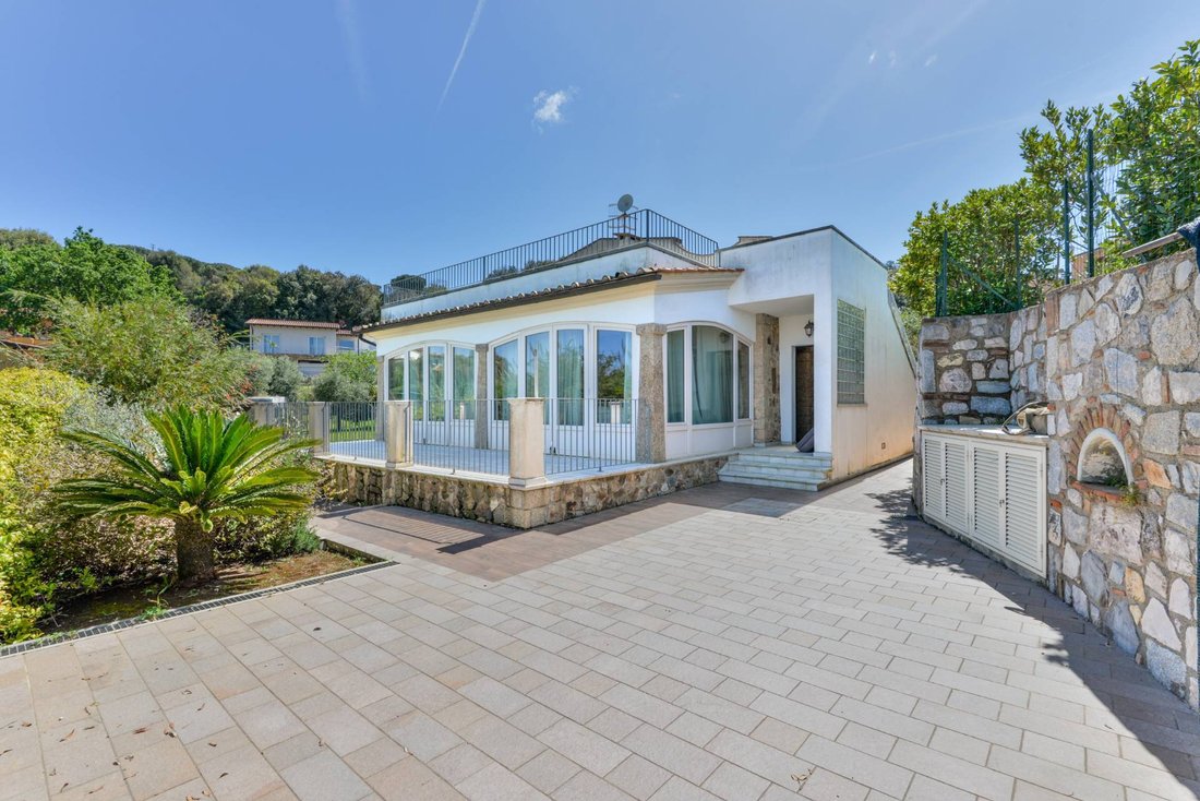 Villa in Capoliveri, Tuscany, Italy 4 - 17761097