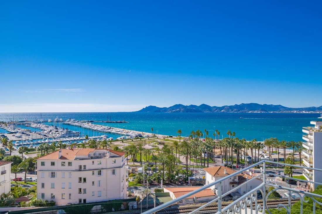 Apartment in Cannes, Provence-Alpes-Côte d'Azur, France 4 - 17760380