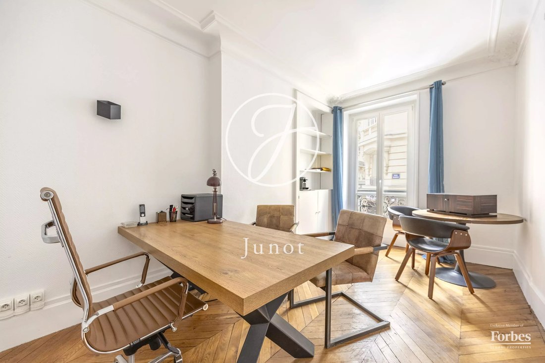 Apartment in Courcelles-Wagram, Paris 17e Arrondissement, Paris 1 - 17757303