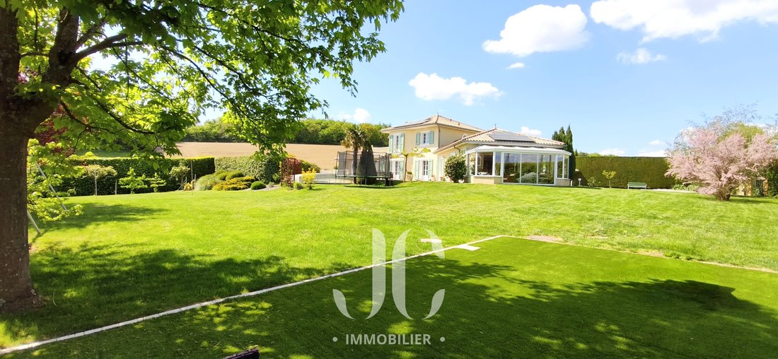 House in Saint-Cyr-sur-le-Rhone, Auvergne-Rhône-Alpes, France 4 - 17760025