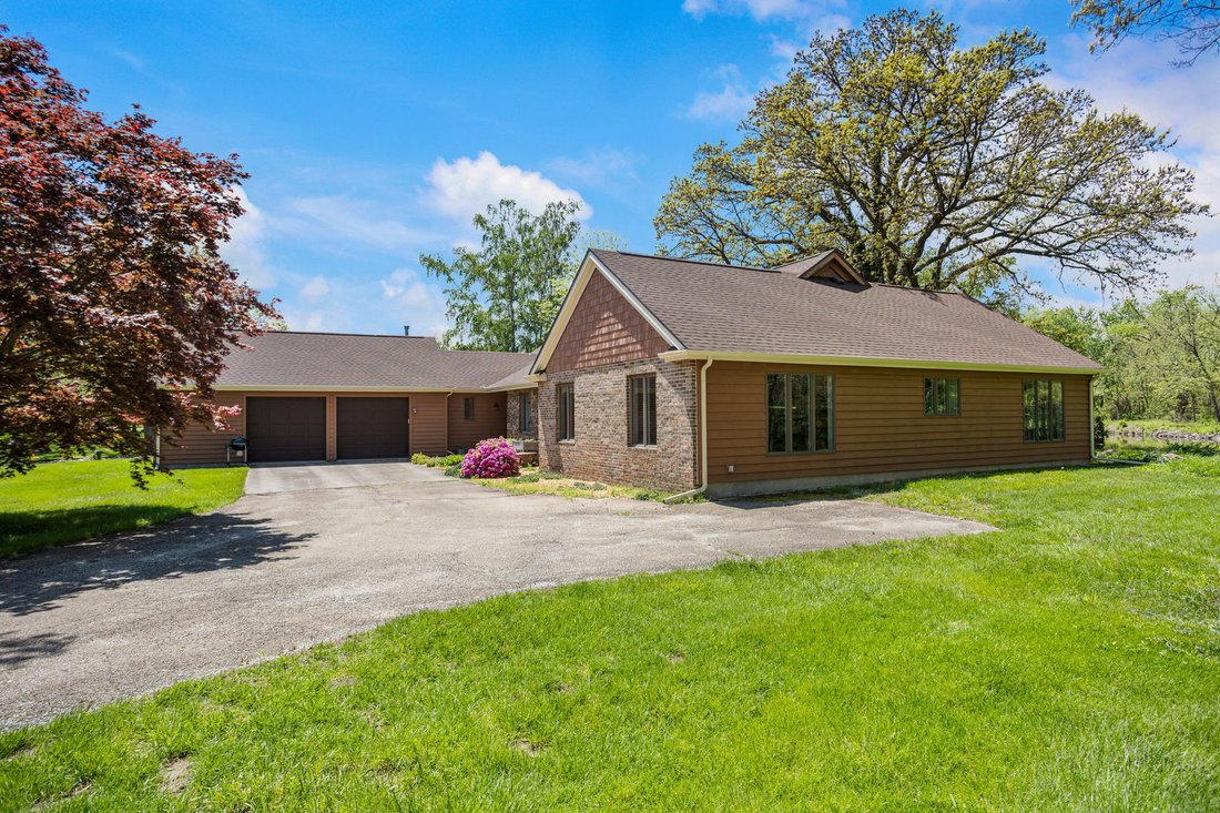 House in Mahomet, Illinois, United States 4 - 17759353