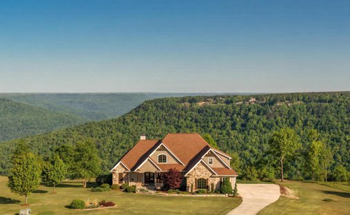 House in South Pittsburg, Tennessee, United States 1