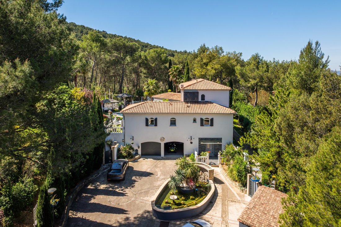 House in Est, Gemenos, France 5 - 17760389