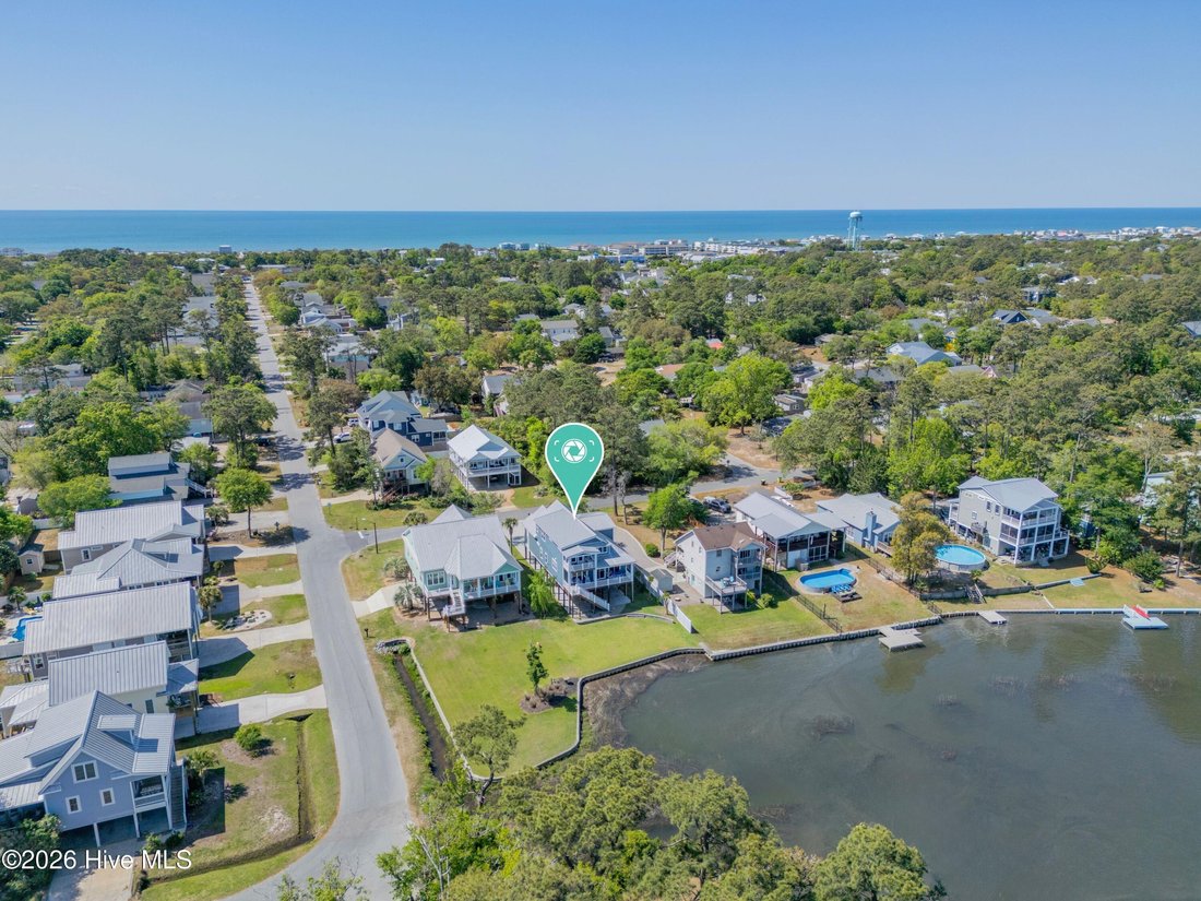 House in Oak Island, North Carolina, United States 3 - 17759289