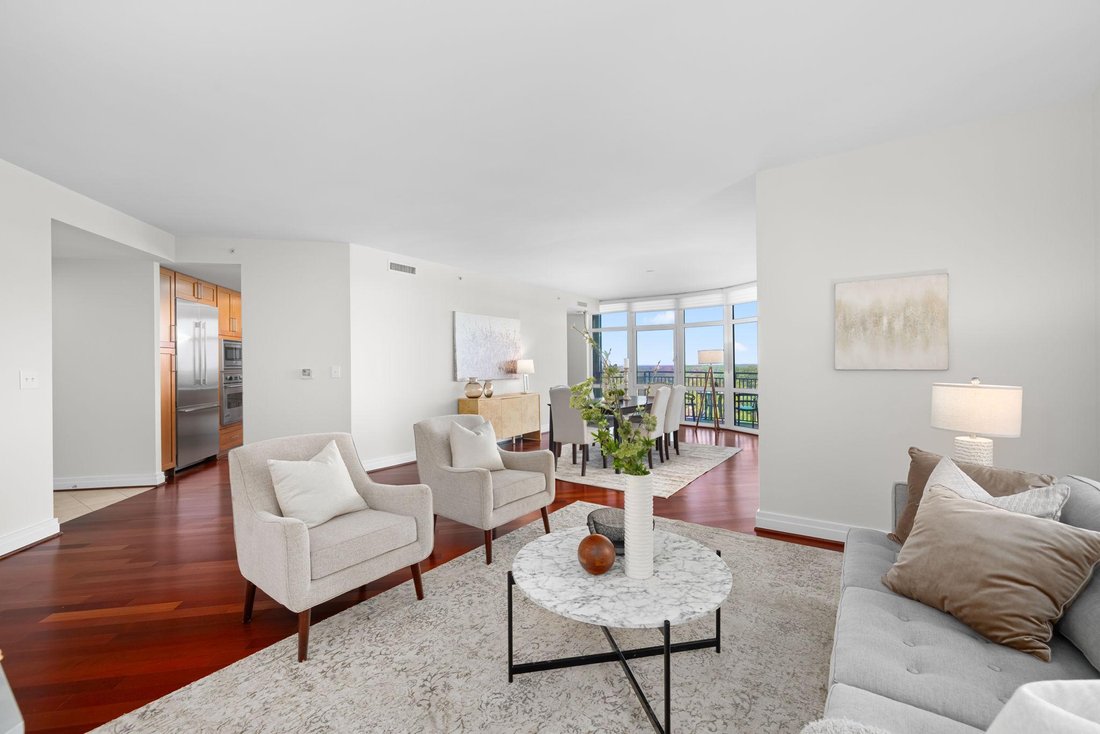 Condo in McLean, Virginia, United States 3 - 17762678