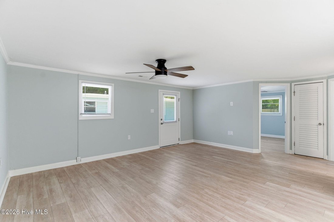 House in Oak Island, North Carolina, United States 5 - 17762410