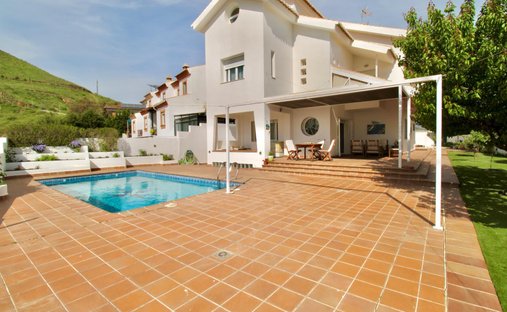 Villa in Cenes de la Vega, Andalusia, Spain 1