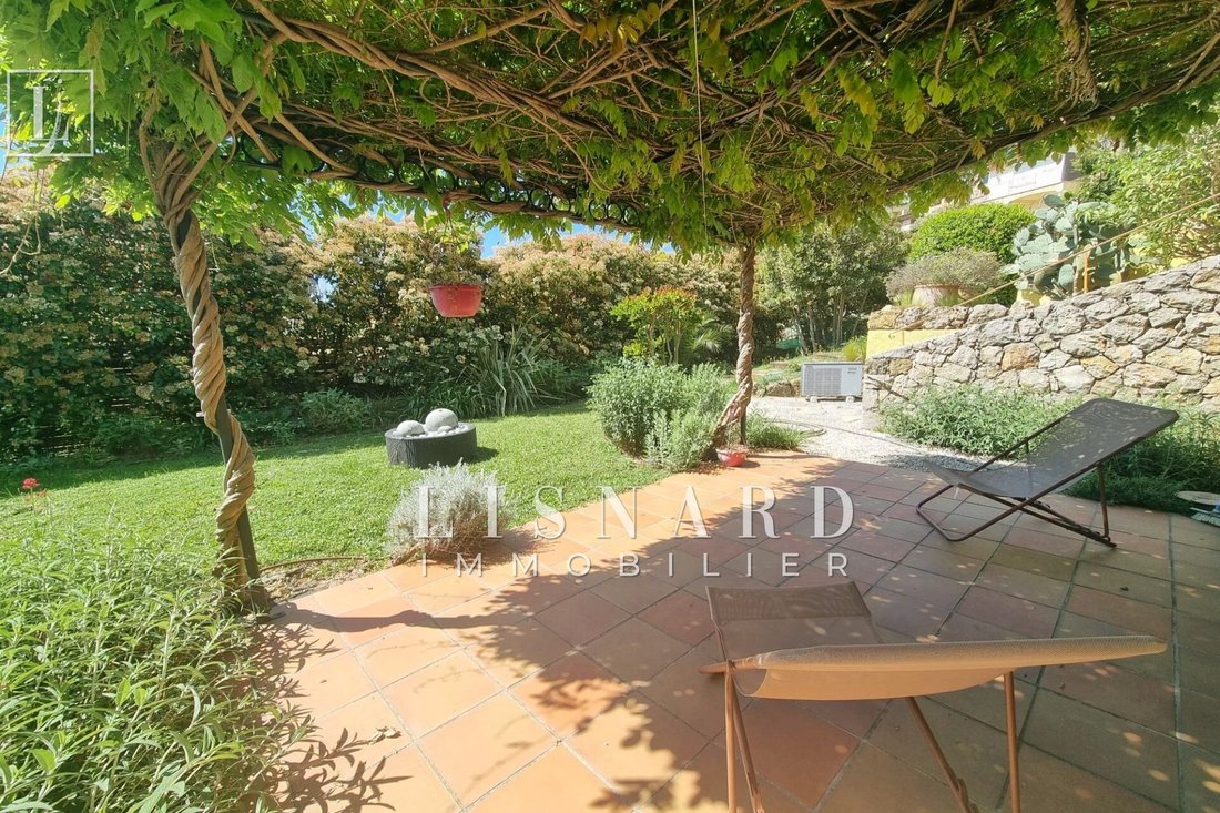Villa in Centre, Vallauris, France 3 - 17762205