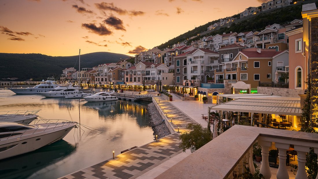 Townhouse in Gošići, Tivat Municipality, Montenegro 3 - 17765063
