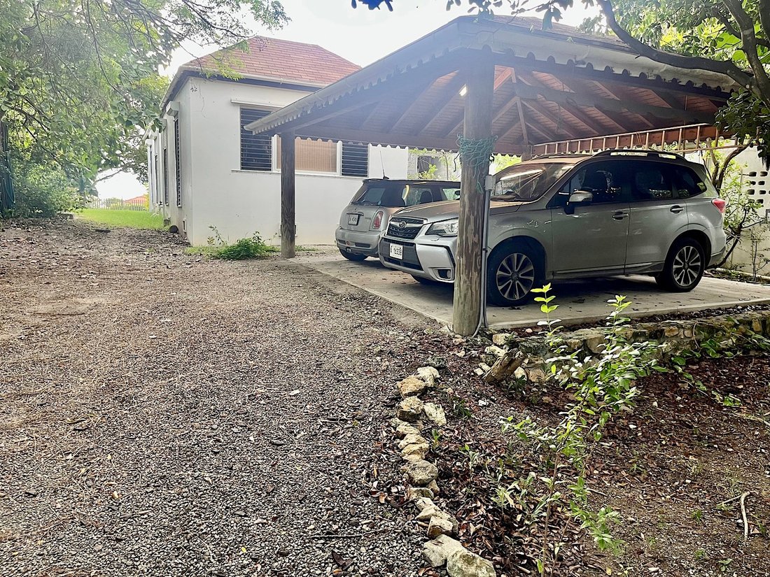 Villa in Fitches Creek, Saint George, Antigua and Barbuda 2 - 17763497