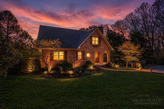 House in Blowing Rock, North Carolina, United States 1 - 17765432