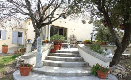 House in Venasque, Provence-Alpes-Côte d'Azur, France 1