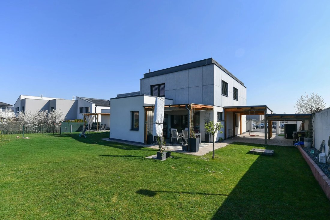 House in Jesenice, Prague, Czechia 1 - 17766650