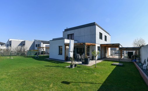 House in Jesenice, Prague, Czechia 1