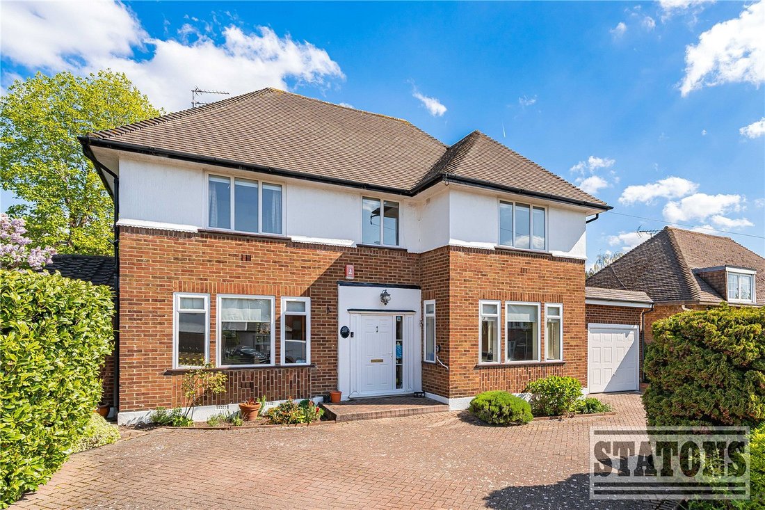 House in Barnet, England 1 - 17769011
