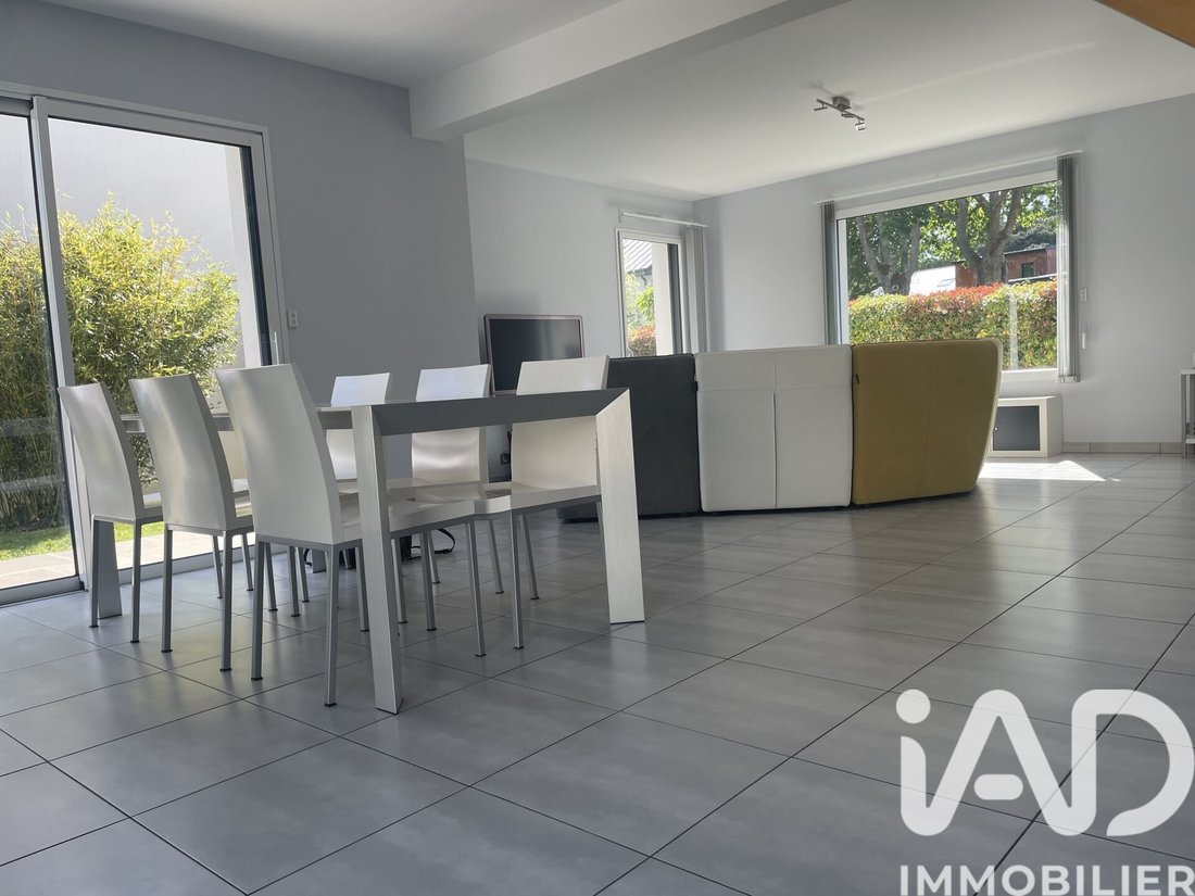 House in La Chapelle-sur-Erdre, Pays de la Loire, France 2 - 17765012