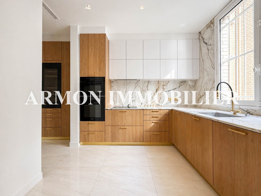 Apartment in Gros Caillou, Paris 7e Arrondissement, Paris 4 - 16404534