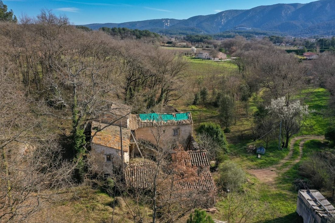 House in Oppède, Provence-Alpes-Côte d'Azur, France 2 - 16256635