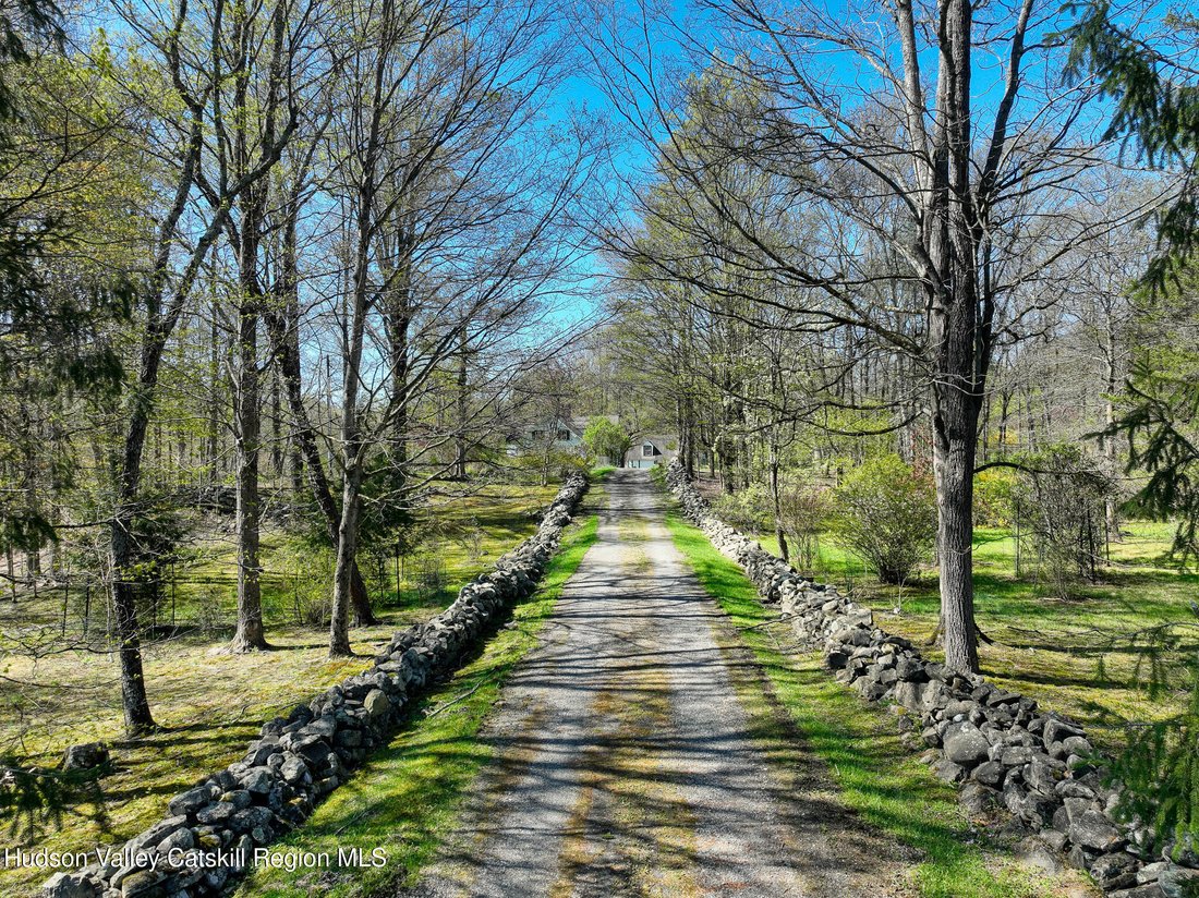 House in New Paltz, New York, United States 2 - 17765407