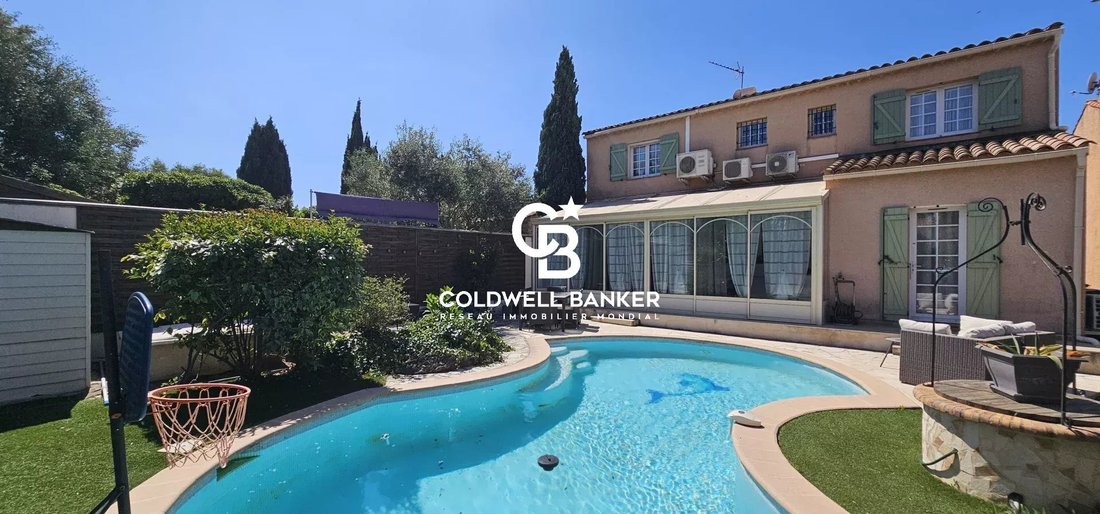 House in Frejus, Provence-Alpes-Côte d'Azur, France 3 - 17767538