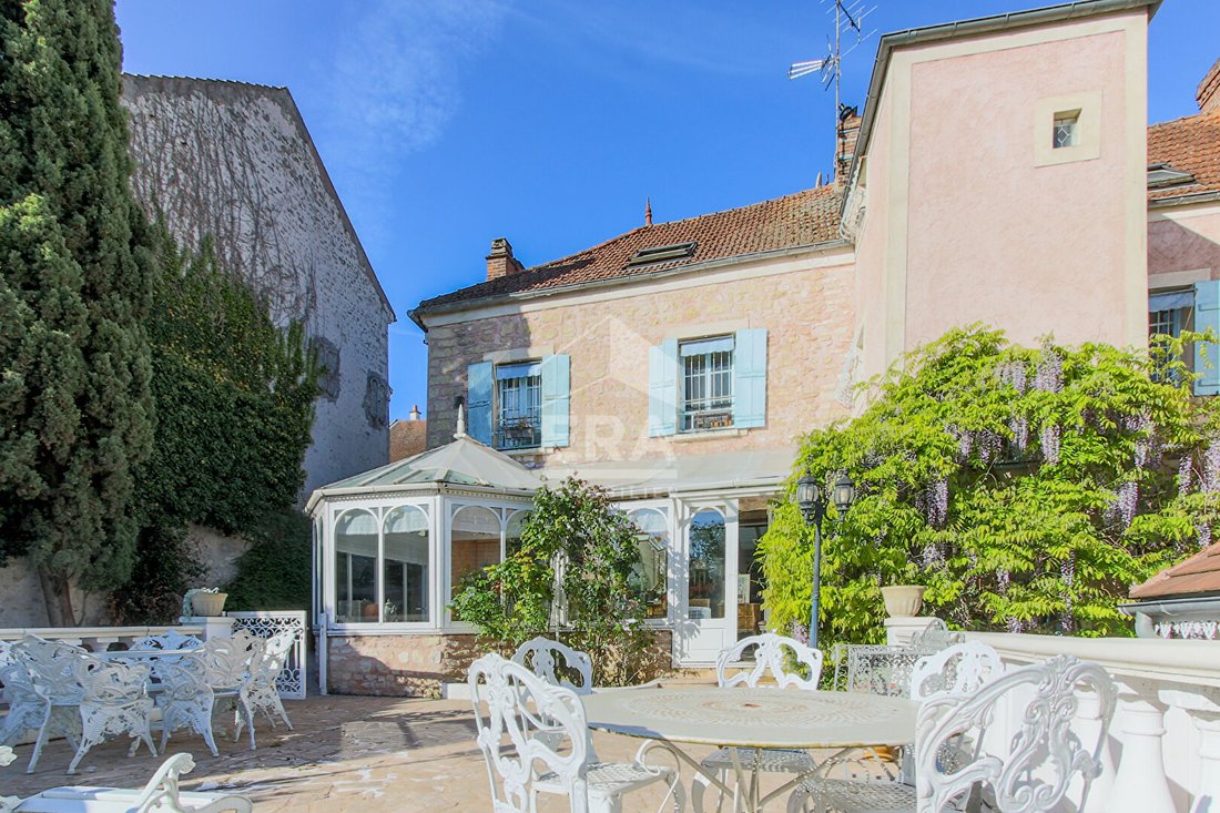 Villa in Bas, Maule, France 1 - 17330706