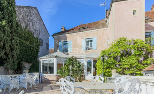Villa in Bas, Maule, France 1