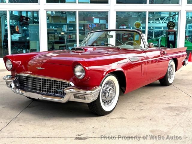 Ford Thunderbird in Calverton, NY, United States 1 - 17765646