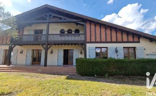 House in Parentis-en-Born, Nouvelle-Aquitaine, France 1
