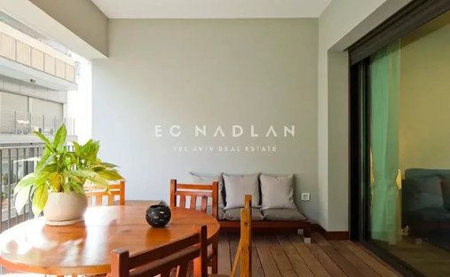 Apartment in Tel Aviv-Yafo, Tel Aviv District, Israel 1