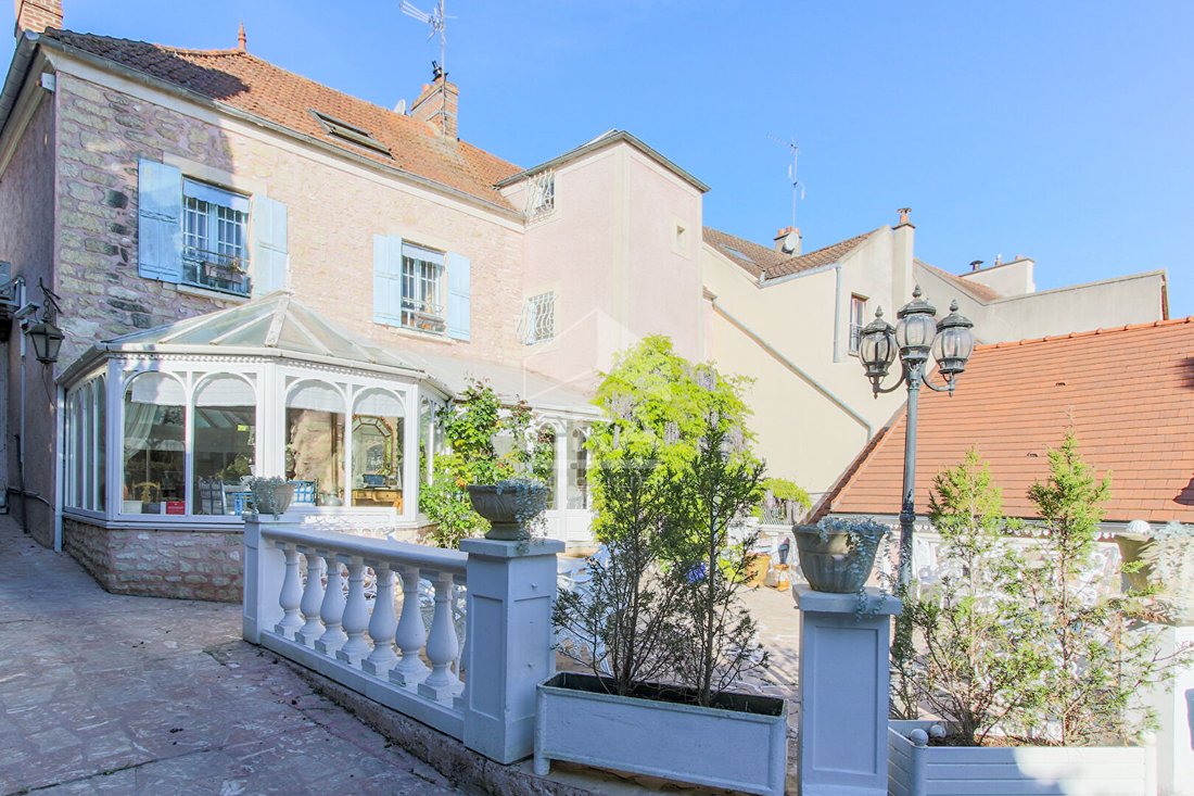Villa in Bas, Maule, France 2 - 17330706