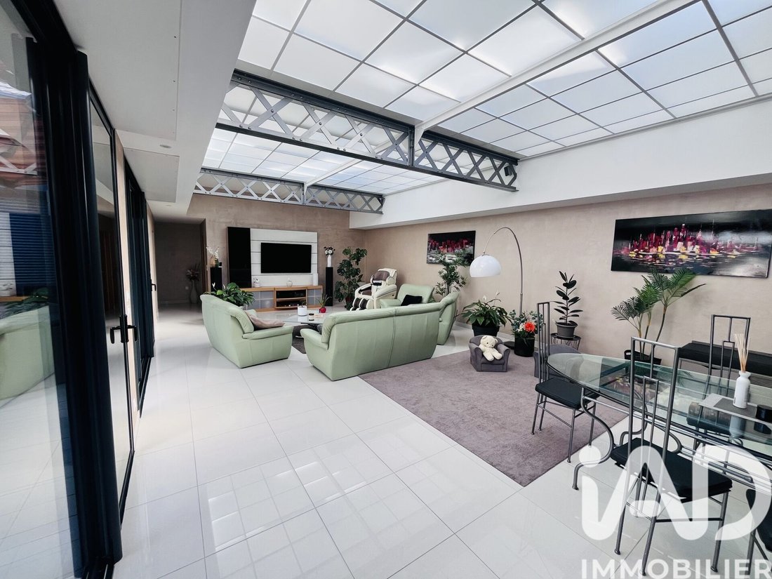 Apartment in Sud Est, Sainte-Savine, France 3 - 17764929