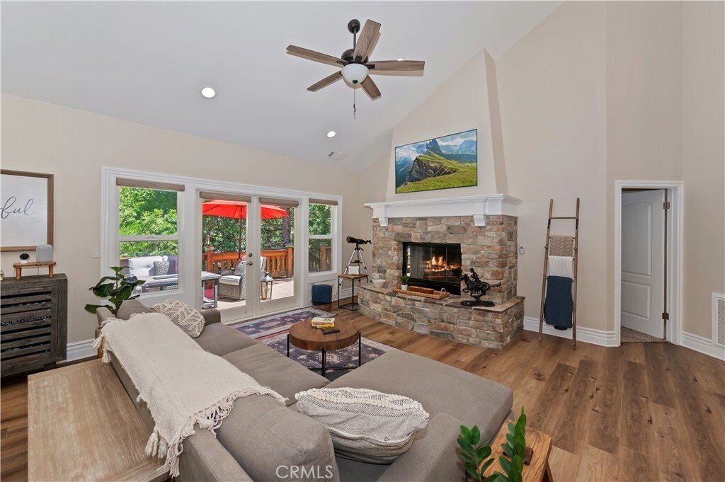 House in Lake Arrowhead, California, United States 4 - 17765316