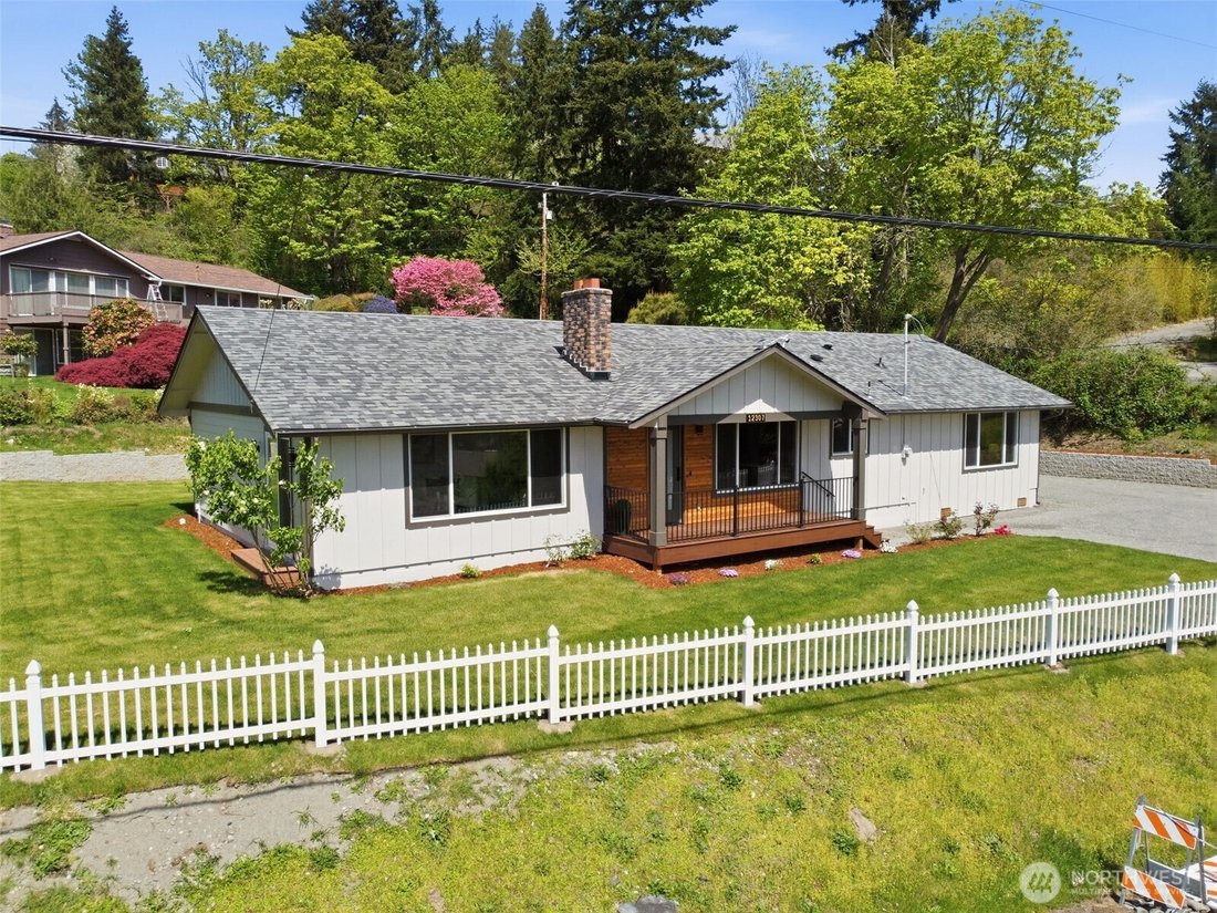 House in Edgewood, Washington, United States 1 - 17763486